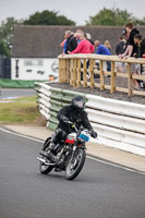 Vintage-motorcycle-club;eventdigitalimages;mallory-park;mallory-park-trackday-photographs;no-limits-trackdays;peter-wileman-photography;trackday-digital-images;trackday-photos;vmcc-festival-1000-bikes-photographs